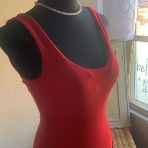 NWT Ornella Paris size medium red midi dress